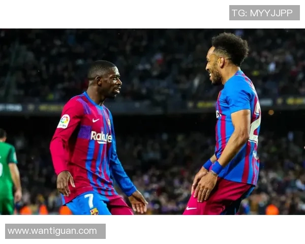 巴萨与利物浦激战正酣文字直播全程回顾与精彩瞬间分析