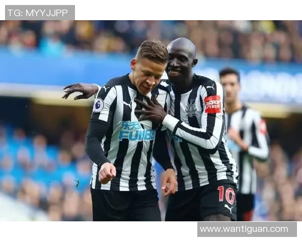 莱斯特城对阵哈德斯直播全程回顾与精彩瞬间分析