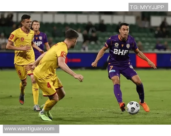 马格德堡与深圳的足球对决展现两队实力与风格的精彩碰撞